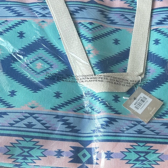 🩵New Ruggine Bohemian Ethnic Print Tote Bag And Matching Wristlet🩵 - Picture 11 of 11